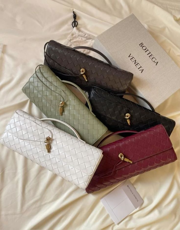 BOTTEGA VENETA